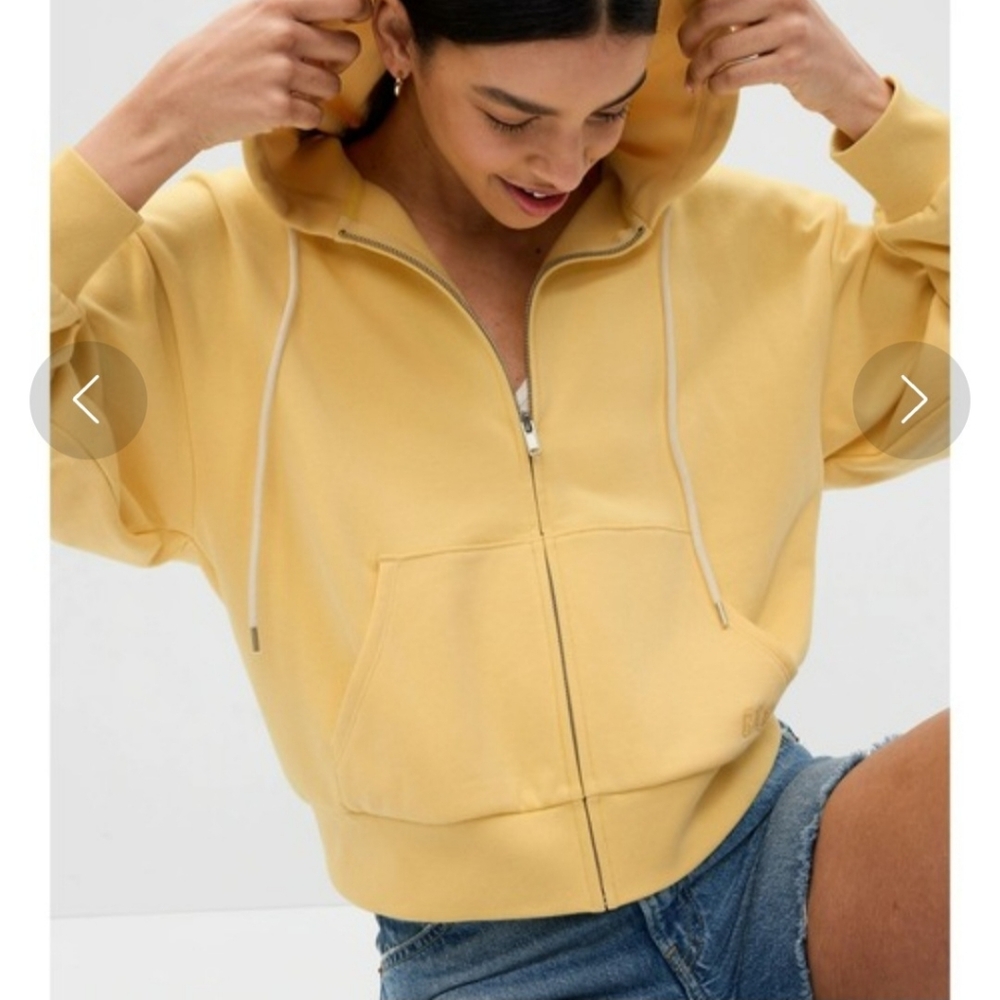 GAP Women's Small Vintage Soft Embroidered Hoodie